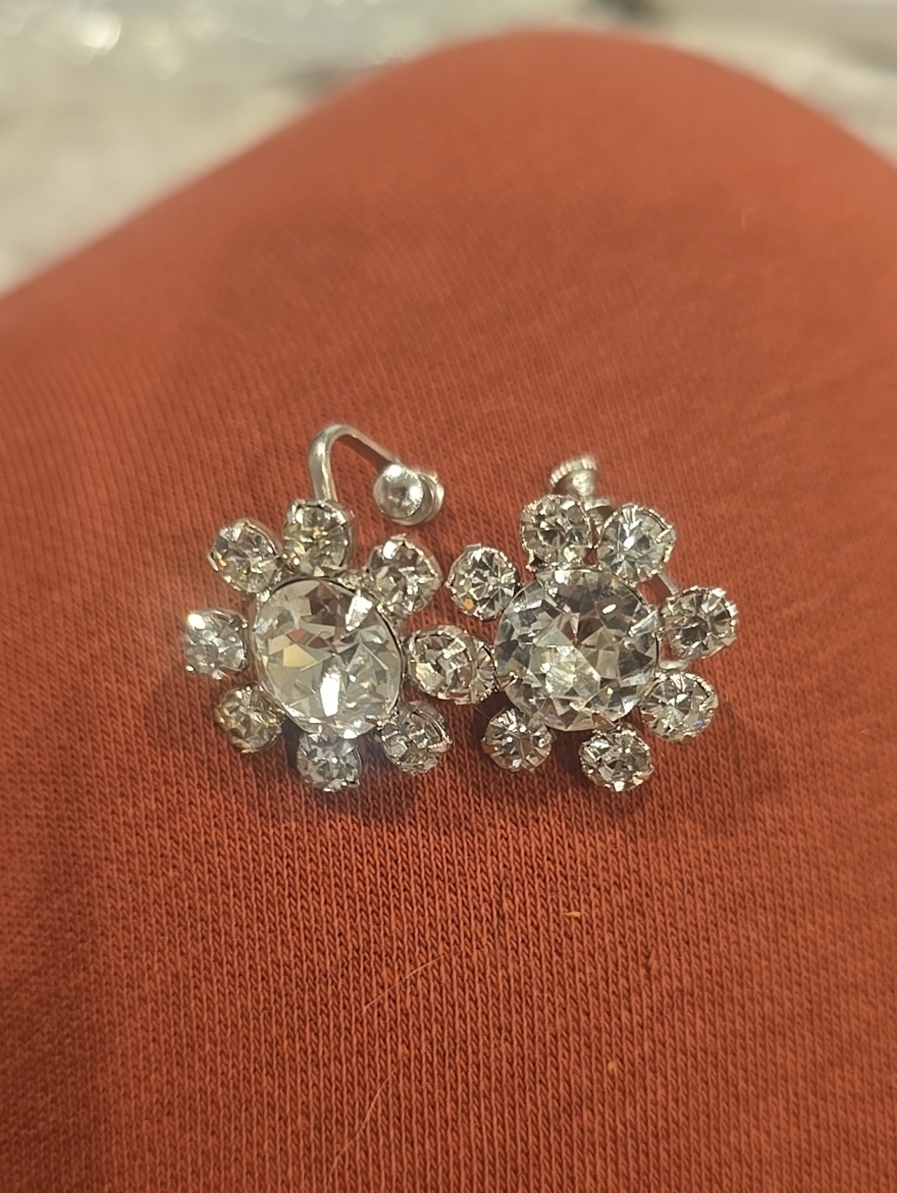 Vintage Screw Back Flower Earrings